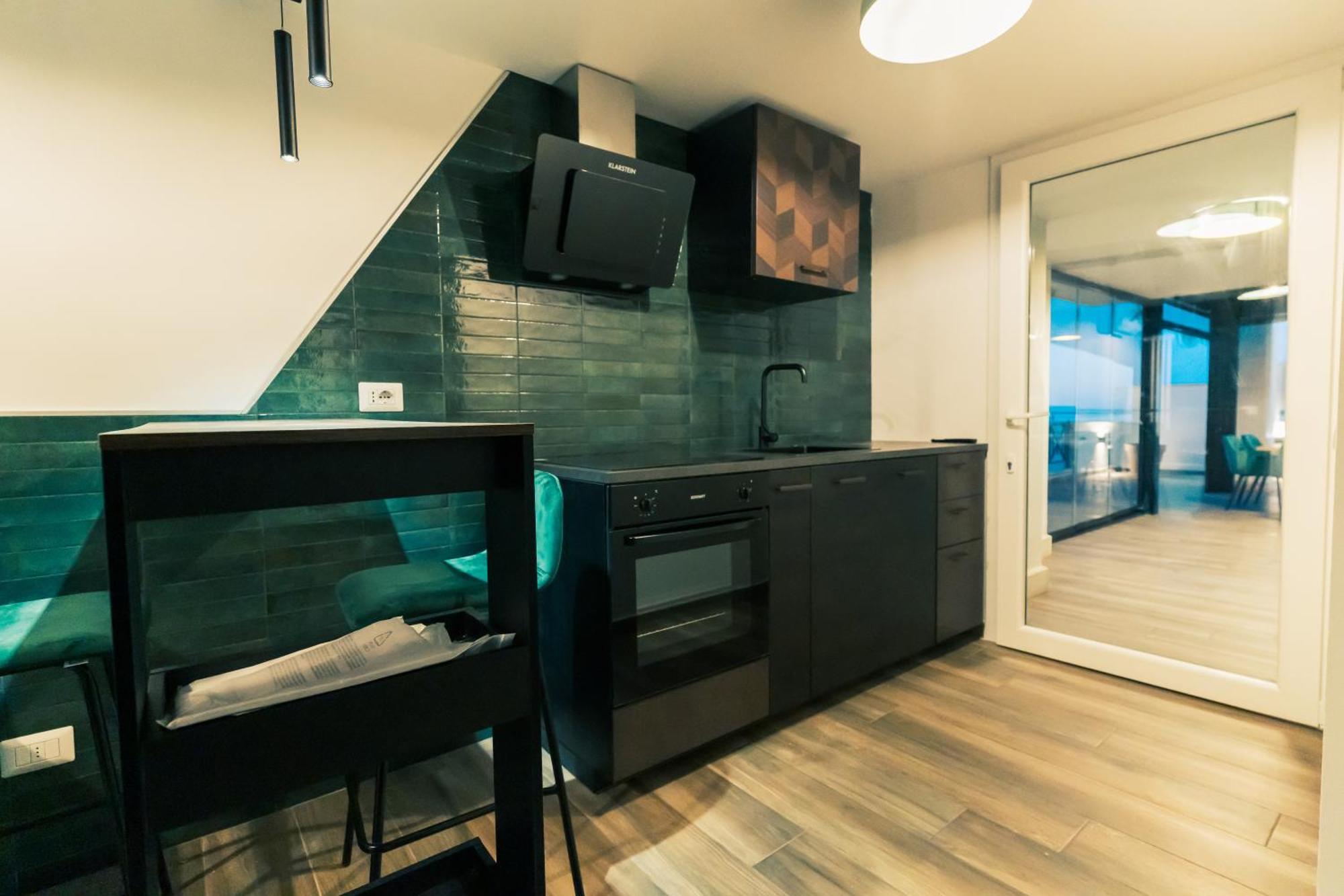Be Your Home - Tower Beach Suite Civitavecchia Ngoại thất bức ảnh